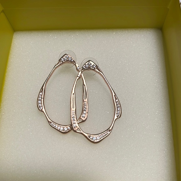 Kendra Scott Livi frontal hoop earrings (Rose Gold) - Picture 1 of 2
